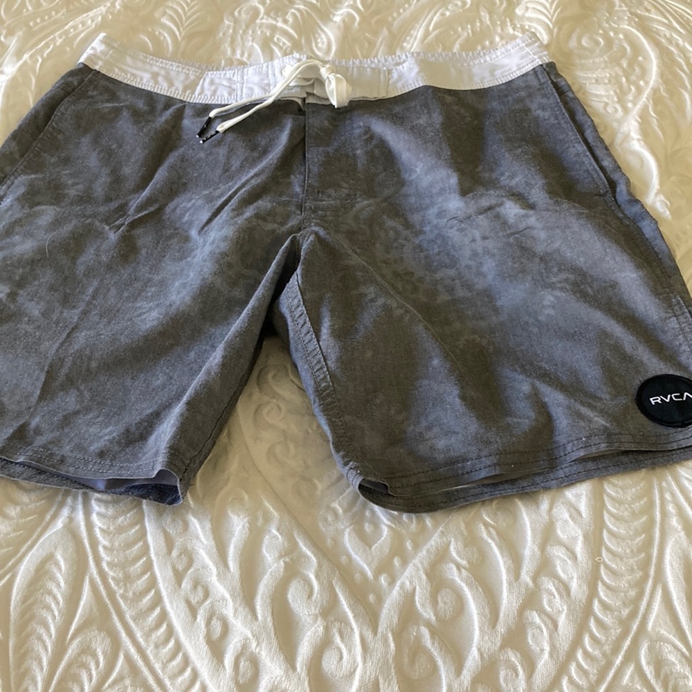 RVCA BOARD SHORT
